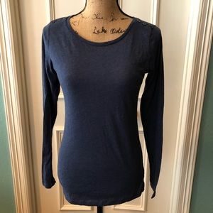Gap Navy Long Sleeve Teeshirt Size S